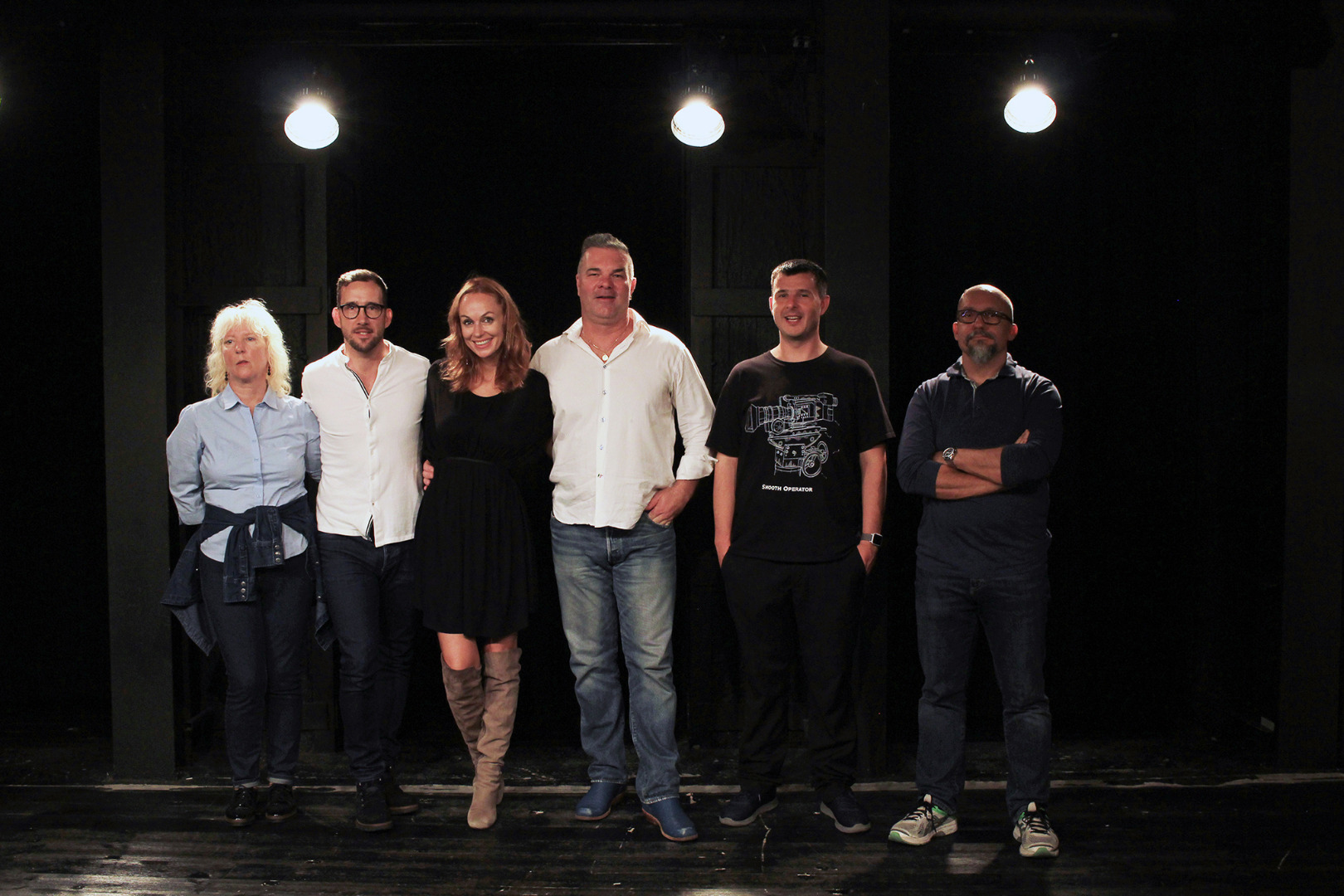 Stábkép: Sári Edina-író, Hajnal János-Orvos, Gubík Ági-Feleség, Barabás Kiss Zoltán-Férj, Ottrok Balázs-operatőr és utómunka, Garai Szabolcs-technikus